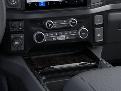 New 2026 Ford F350 Lariat w/ Lariat Ultimate Package AWD/4WD image 15