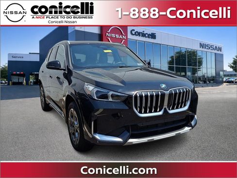 Used 2025 BMW X1 xDrive28i AWD/4WD image 1