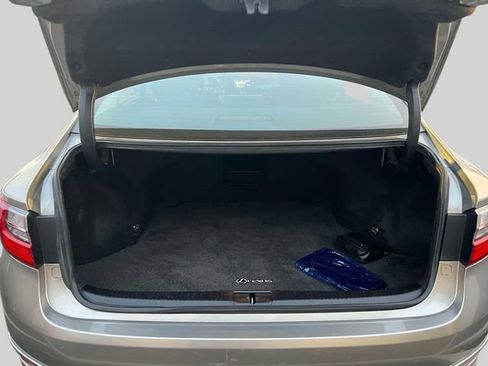 Used 2017 Lexus ES 350 350 w/ Navigation System Package image 10