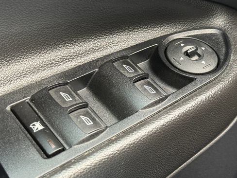 Used 2013 Ford Escape SE FWD image 23