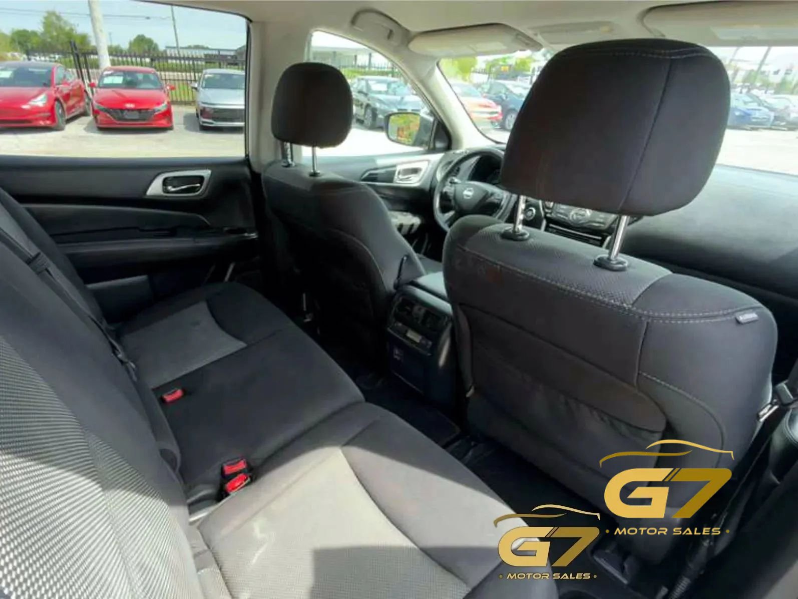 Used 2018 Nissan Pathfinder S FWD image 14