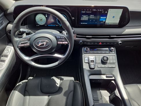 Used 2024 Hyundai Palisade Limited image 14