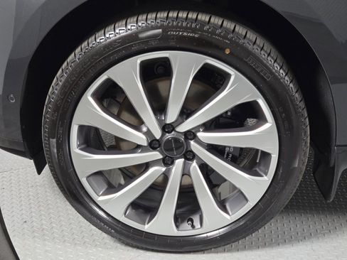 New 2026 Land Rover Range Rover Autobiography AWD/4WD image 9