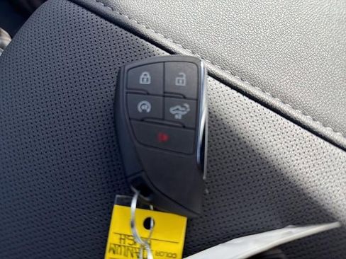 New 2026 GMC Sierra 1500 SLT w/ SLT Premium Plus Package image 32