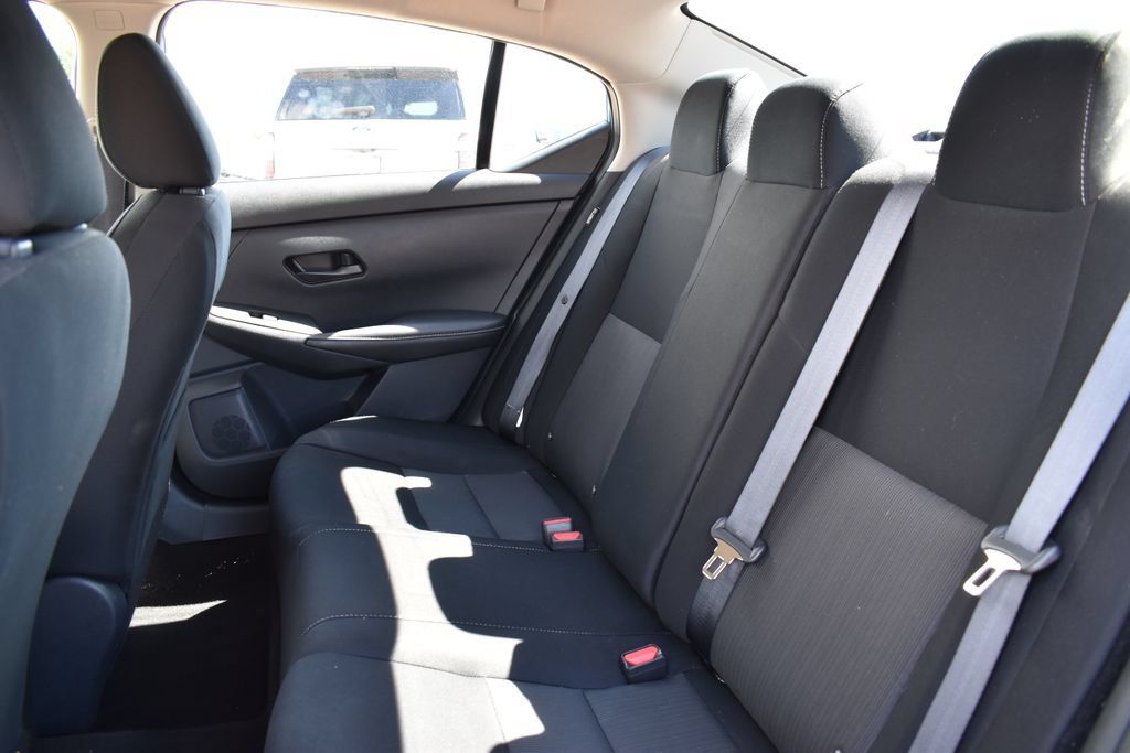 Used 2025 Nissan Sentra SV FWD image 7