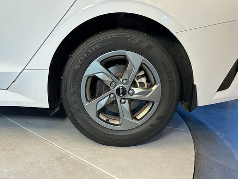 Used 2022 Kia K5 LXS image 24