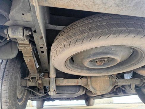 Used 2000 Chevrolet Astro Passenger AWD image 30