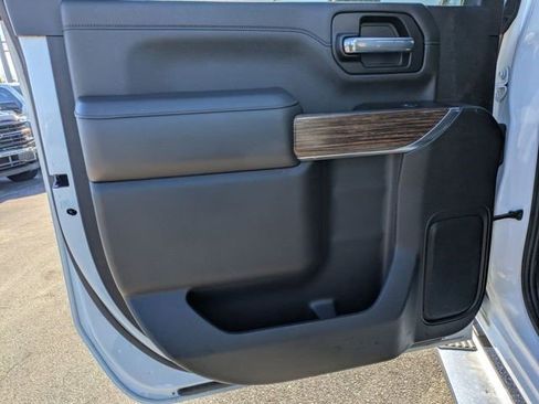 Certified 2022 Chevrolet Silverado 3500 High Country w/ Snow Plow Prep/Camper Package image 27