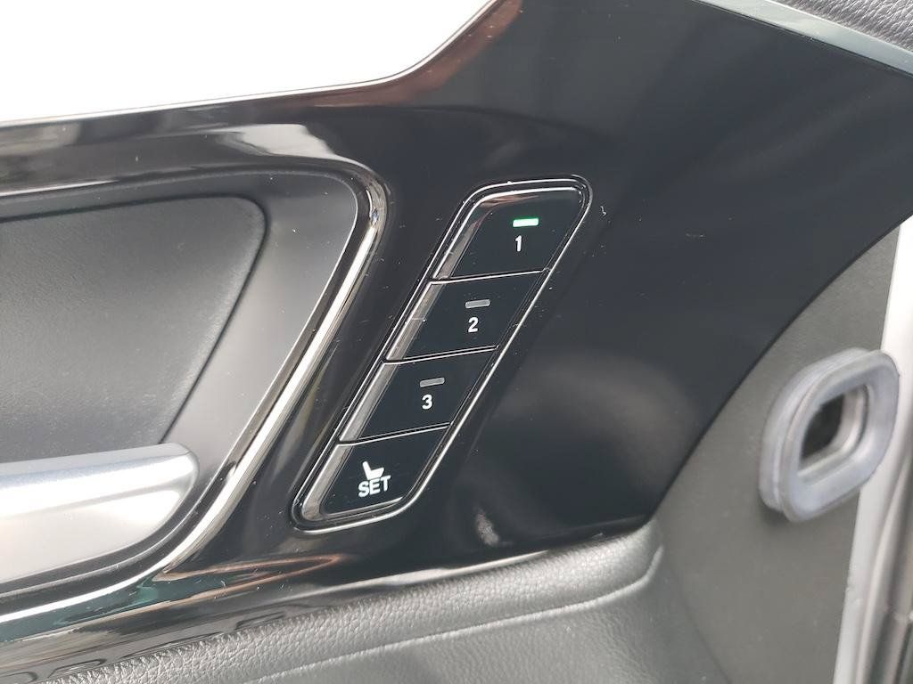 Certified 2024 Acura MDX SH-AWD image 21