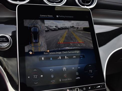 Used 2025 Mercedes-Benz GLC 350e 4MATIC image 38