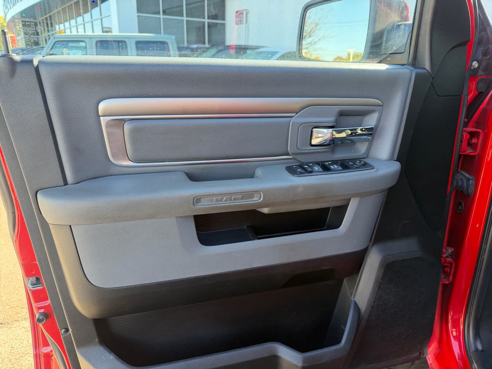 Used 2019 RAM 1500 Warlock AWD/4WD image 14
