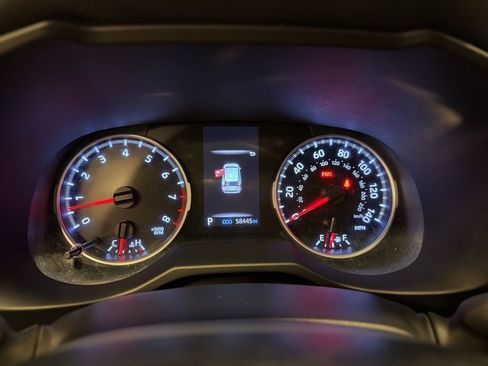 Used 2019 Toyota RAV4 LE image 16