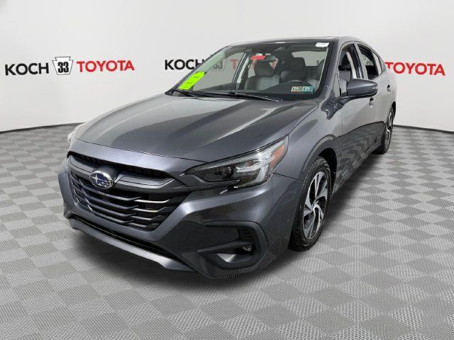 Used 2025 Subaru Legacy Premium AWD/4WD image 3