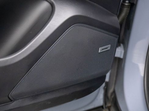 Certified 2024 Porsche Cayenne S image 15