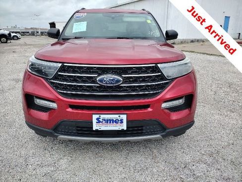 Used 2021 Ford Explorer XLT w/ Equipment Group 202A RWD image 5