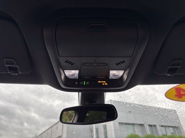 Used 2024 Buick Enclave Essence FWD image 15