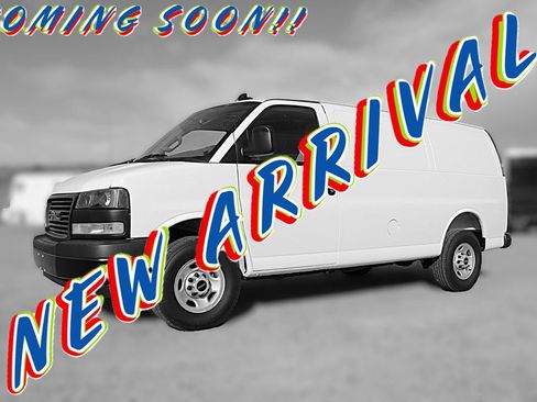 Used 2025 GMC Savana 2500 w/ Driver Convenience Package image 1