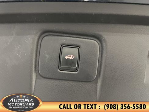 Used 2016 Nissan Murano S image 20