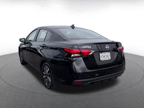 Used 2025 Nissan Versa SV image 11