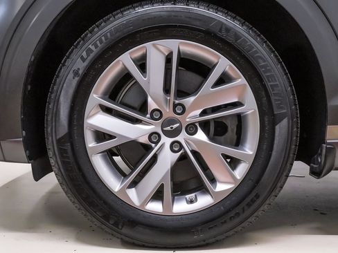 Certified 2023 Genesis GV70 2.5T AWD/4WD image 34