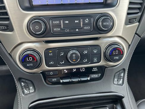 Used 2018 GMC Yukon Denali w/ Open Road Package AWD/4WD image 33