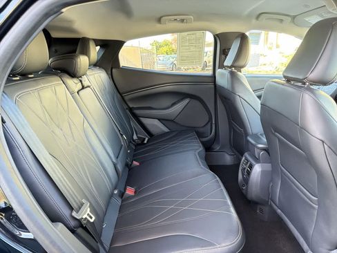 Used 2022 Ford Mustang Mach-E Select image 30