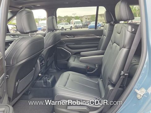 New 2026 Jeep Grand Cherokee L Limited RWD image 6