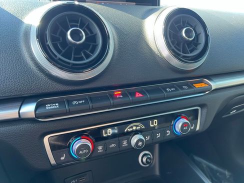 Used 2020 Audi A3 2.0T Premium image 43