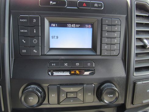 Used 2019 Ford F150 XL w/ Equipment Group 101A Mid AWD/4WD image 15