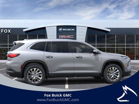 Used 2026 Buick Enclave Preferred w/ Power Package image 5