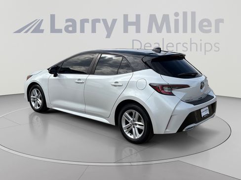 Used 2021 Toyota Corolla SE w/ Carpet Mat Package (TMS) FWD image 3
