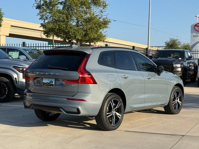 Used 2022 Volvo XC60 B5 R-Design FWD image 5