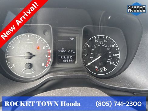 Used 2017 Nissan Titan S image 9