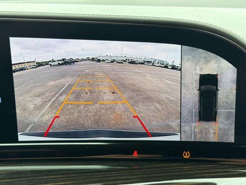 Used 2021 Cadillac Escalade Premium Luxury AWD/4WD image 29