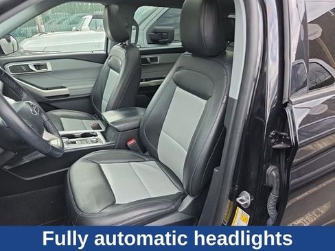 Used 2022 Ford Explorer XLT w/ Equipment Group 202A image 25