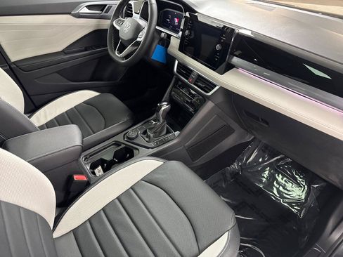 New 2026 Volkswagen Taos SEL AWD/4WD image 15