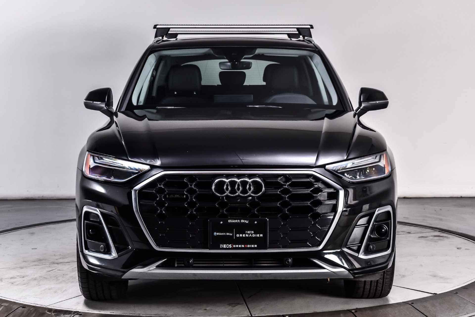 Used 2023 Audi Q5 2.0T Premium Plus w/ Premium Plus Package AWD/4WD image 2