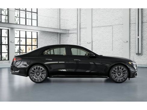 New 2026 Mercedes-Benz E 450 4MATIC Sedan image 2