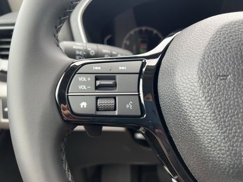 New 2025 Honda Pilot EX-L image 14