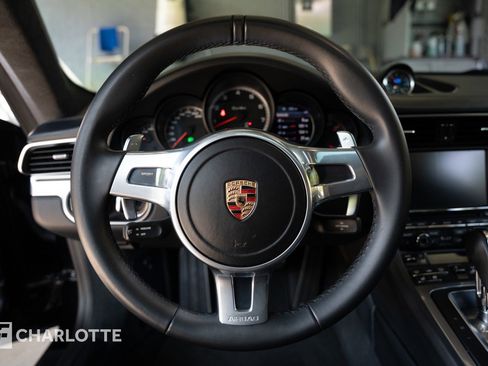 Used 2014 Porsche 911 Turbo AWD/4WD image 24