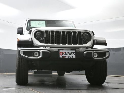New 2026 Jeep Gladiator Sport AWD/4WD image 39