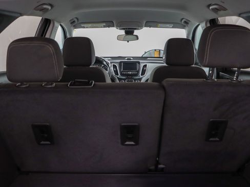 Used 2023 Chevrolet Equinox LT image 28