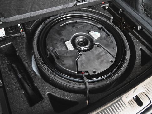 Used 2025 Audi SQ5 Premium Plus w/ Premium Plus Package image 37