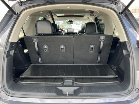 Used 2025 Honda Pilot Touring image 27
