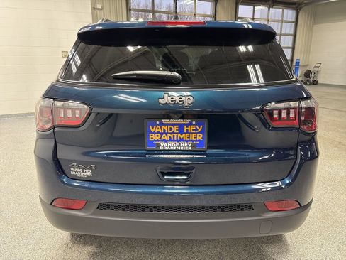 New 2026 Jeep Compass Latitude AWD/4WD image 5