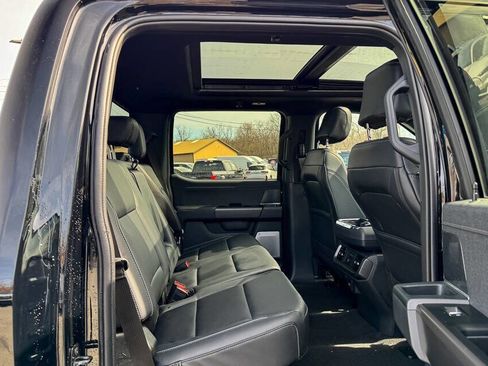 Used 2025 Ford F150 Lariat w/ Equipment Group 502A High image 18