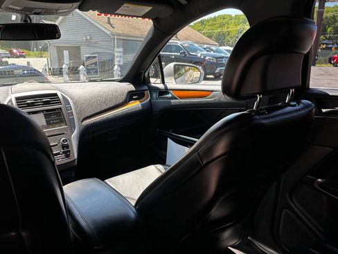 Used 2017 Lincoln MKC Reserve AWD/4WD image 21