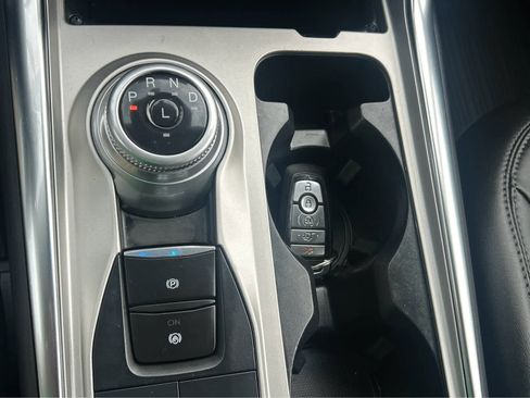 Used 2023 Ford Explorer XLT w/ Equipment Group 202A image 46