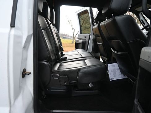 Used 2015 Ford F350 Lariat w/ Lariat Interior Package image 17