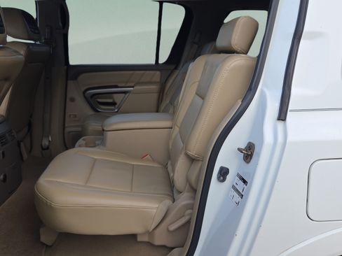 Used 2015 Nissan Armada Platinum w/ 2nd Row Captain Seat Package RWD image 10